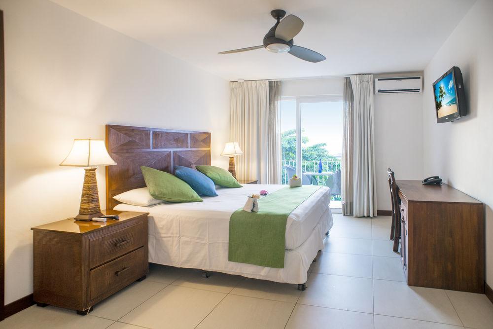 Paradise Oceanic Hotel West Bay Exterior foto
